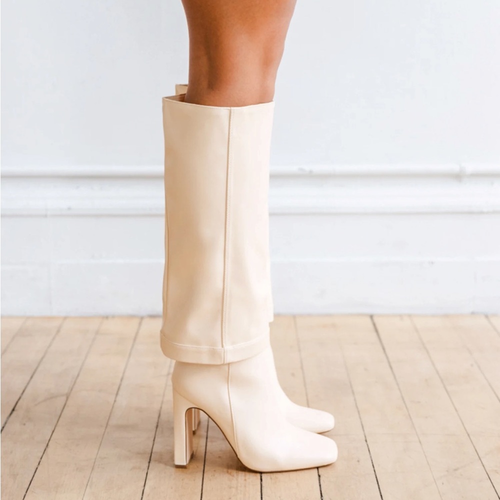 New! Lulus Almond Square Toe Knee High Boots